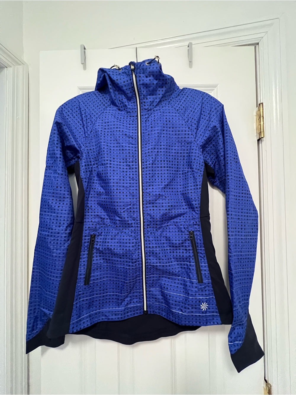 Athleta windbreaker. NWOT